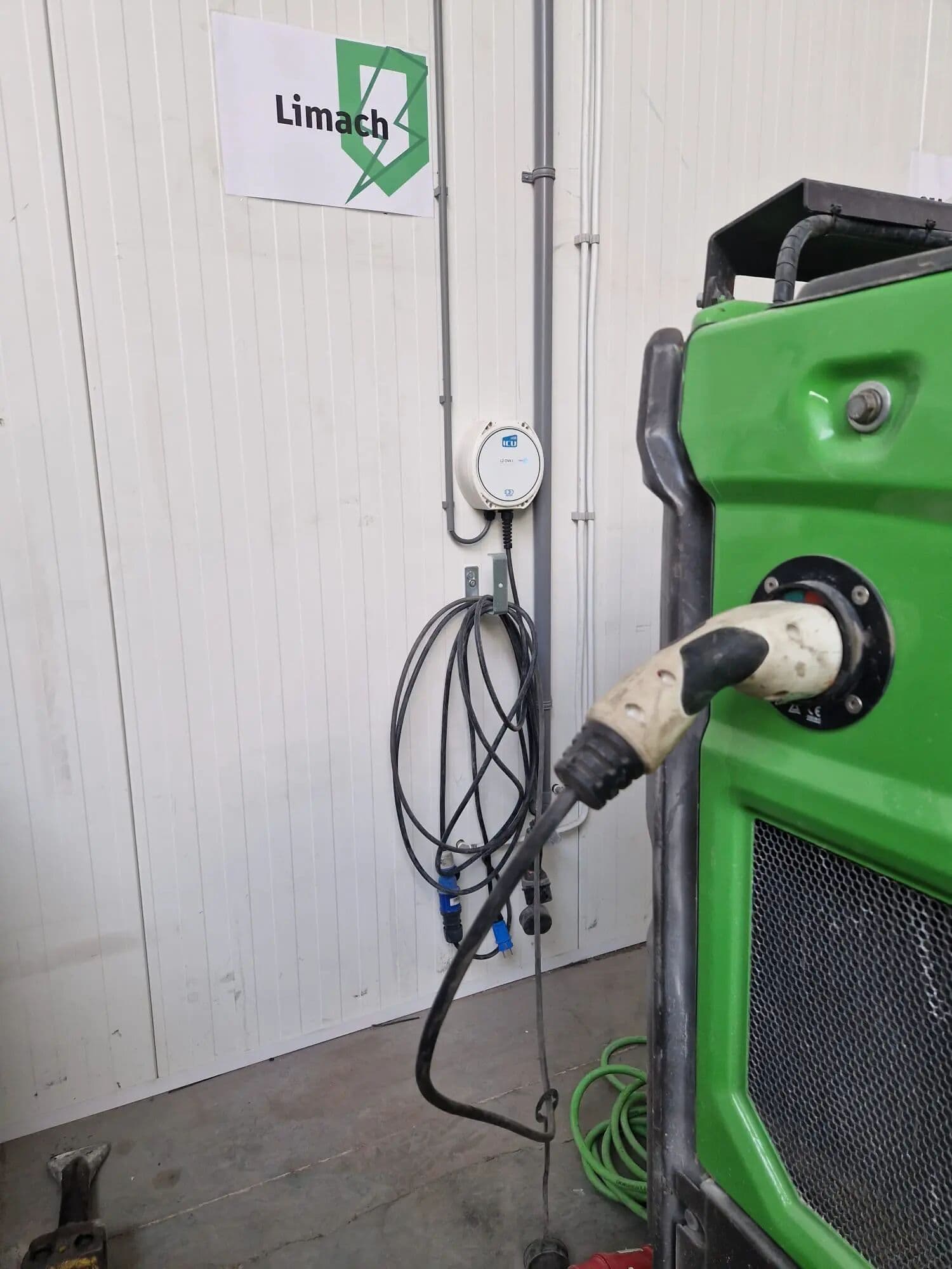 Vijf laadstations voor elektrische machines, foto 1