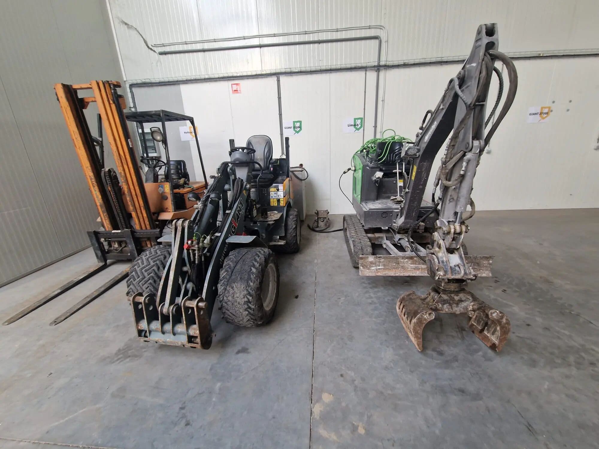 Vijf laadstations voor elektrische machines, foto 4