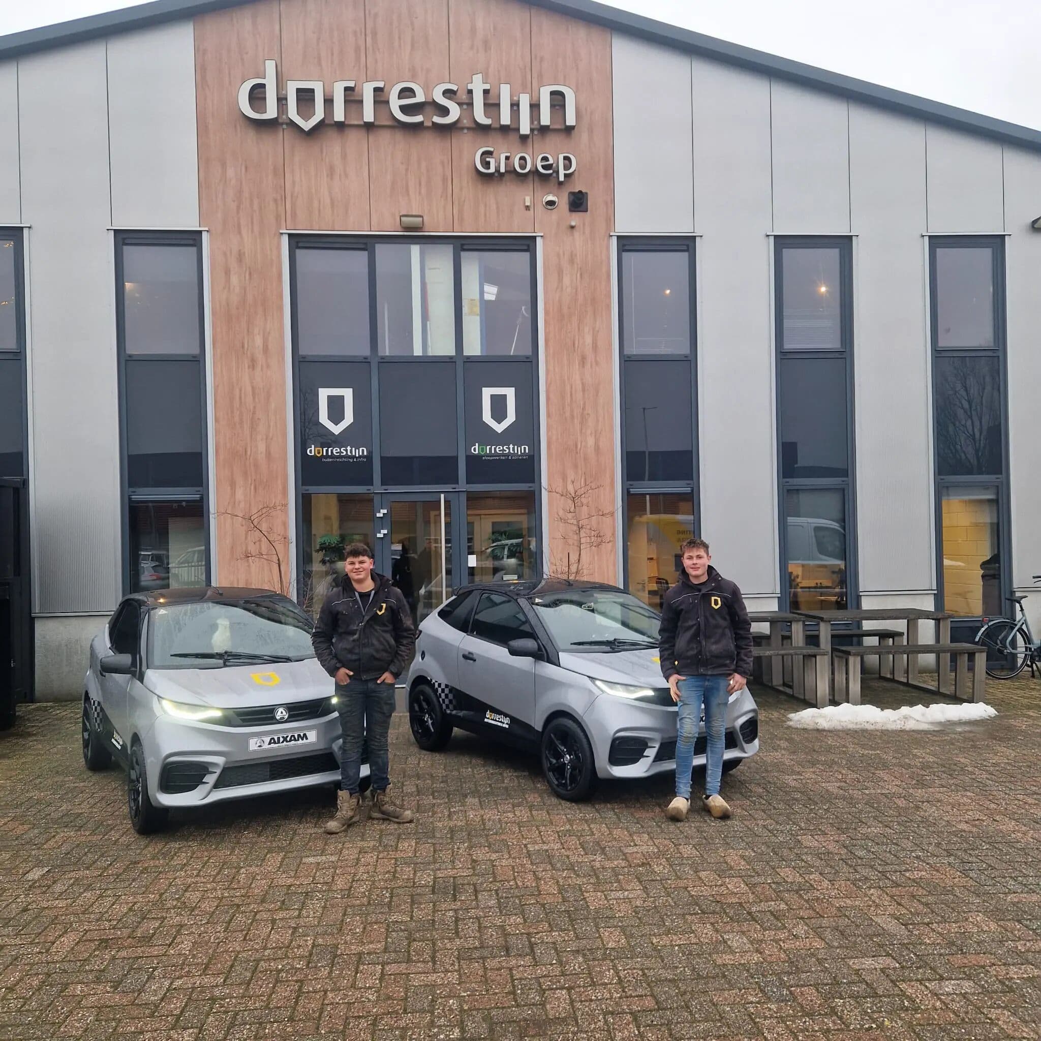 Wagenpark uitgebreid: Rob en Jonathan onderweg, foto 1