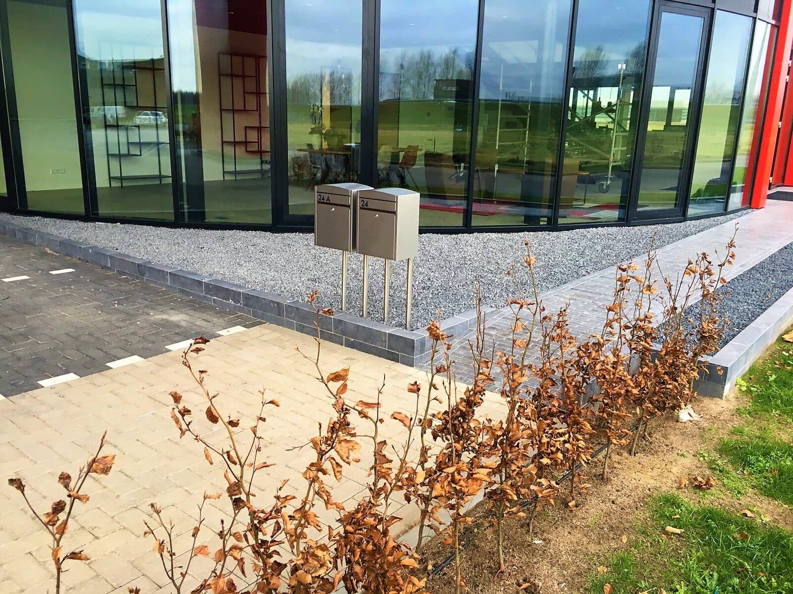 Bestrating Fastener Point  Ede, foto 2
