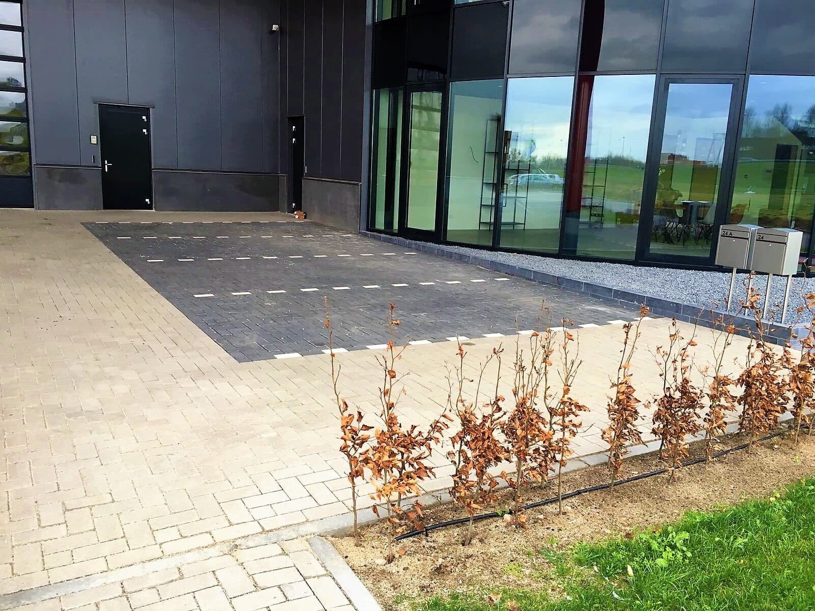 Bestrating Fastener Point  Ede, foto 5