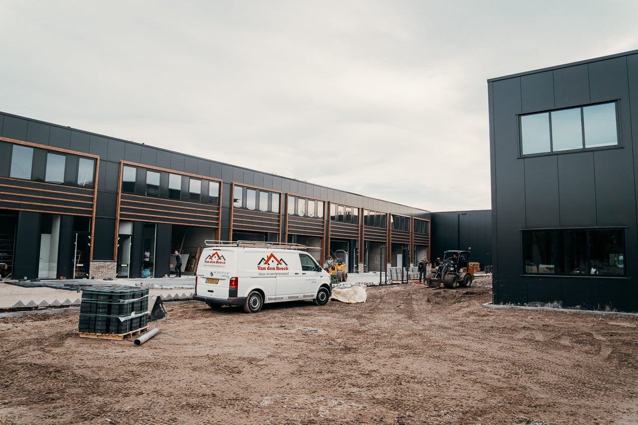 Buitenterrein Houten, foto 6