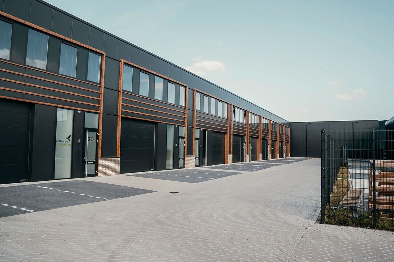 Buitenterrein nieuwbouw Houten, foto 1
