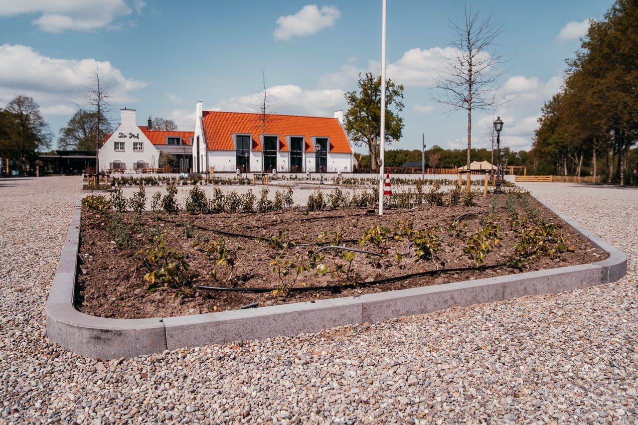 Grondwerk en buiteninrichting De Hof, foto 3