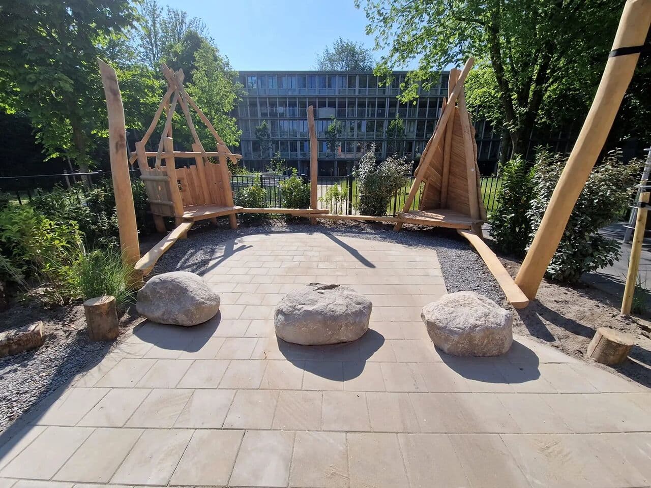 Vergroenen schoolplein Amsterdam, foto 5