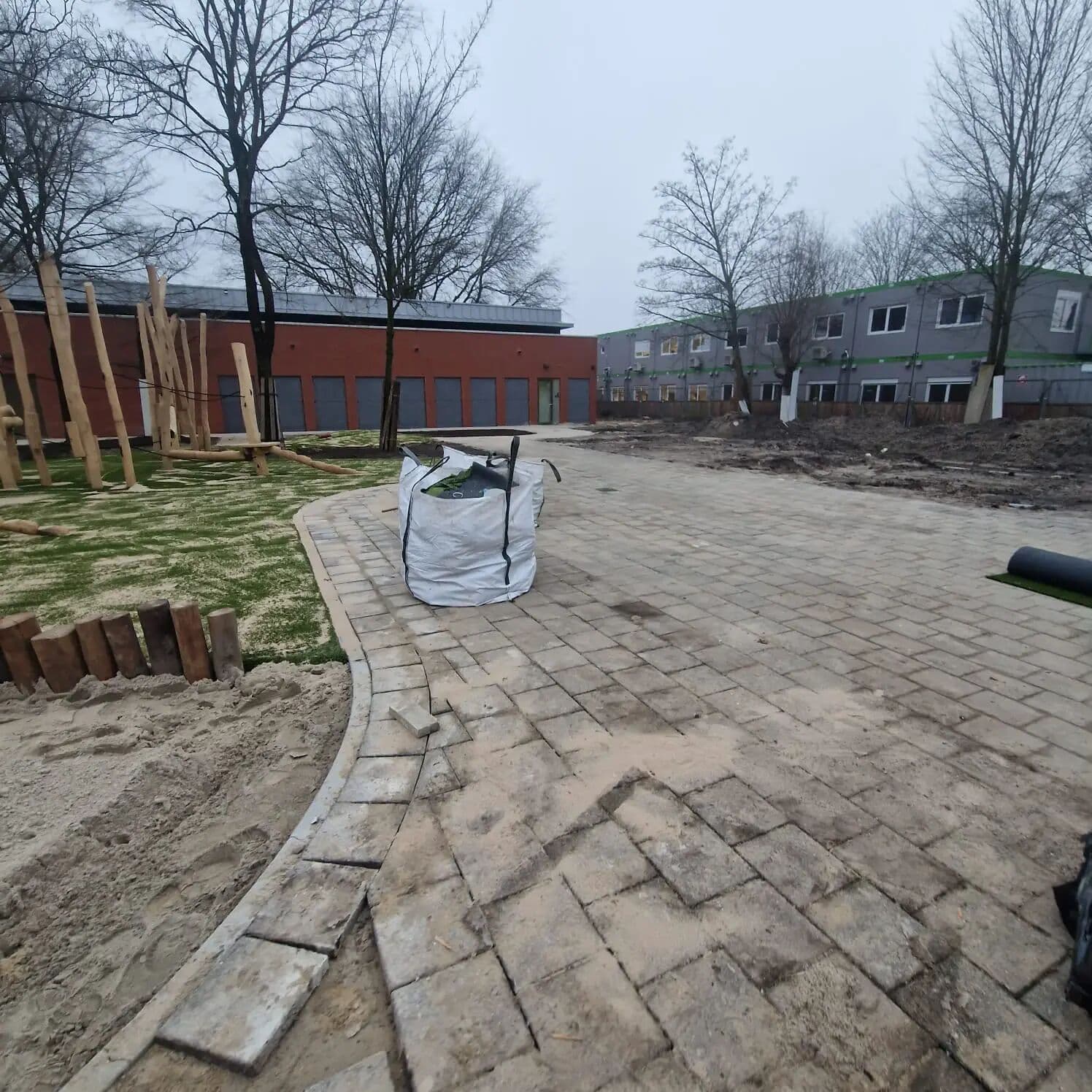 Vergroening schoolplein Amsterdam, foto 5