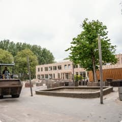 Schoolpleinen en buitenruimte