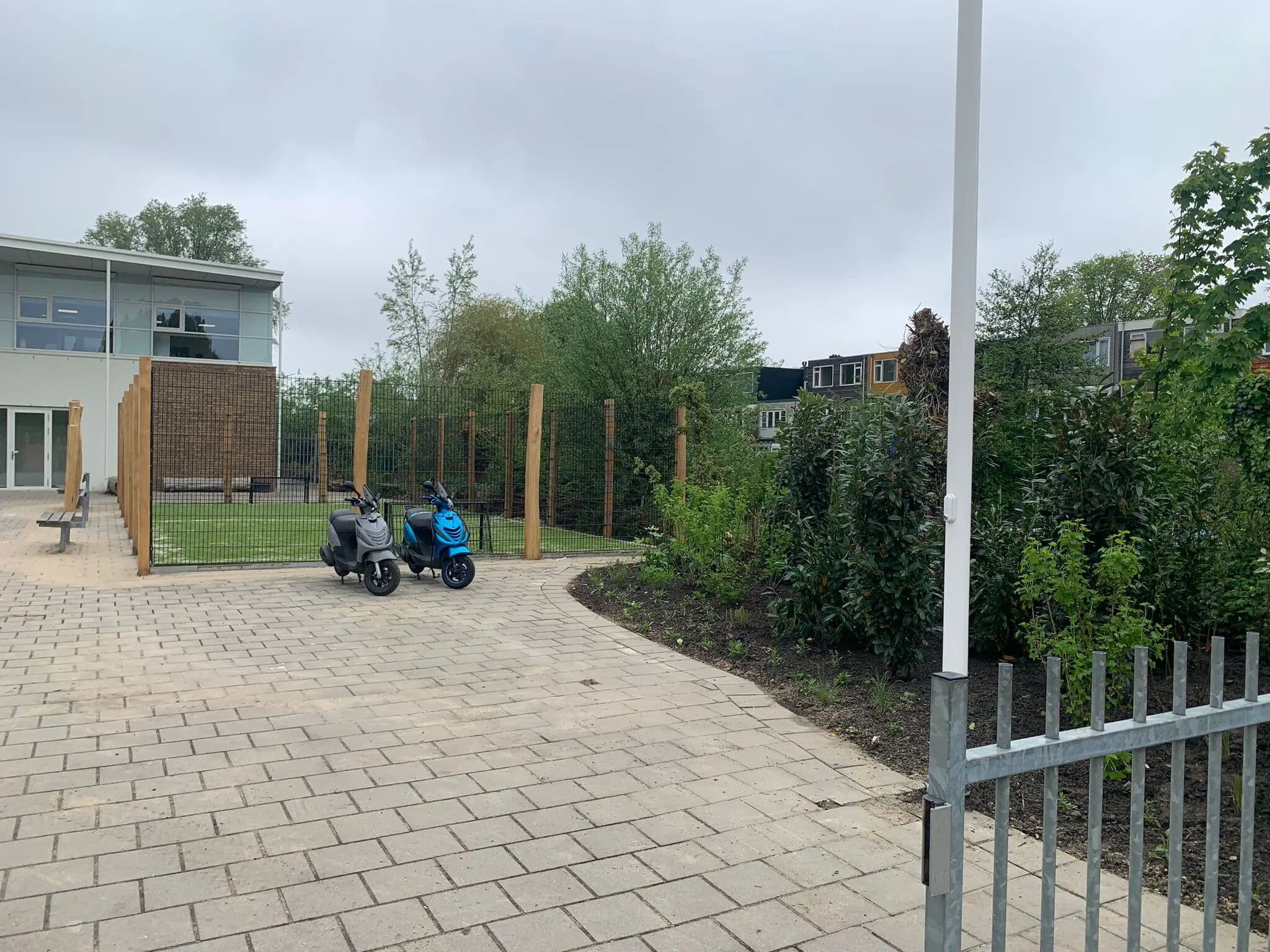 Aanleg schoolpleinen Haarlem en Amsterdam, foto 12
