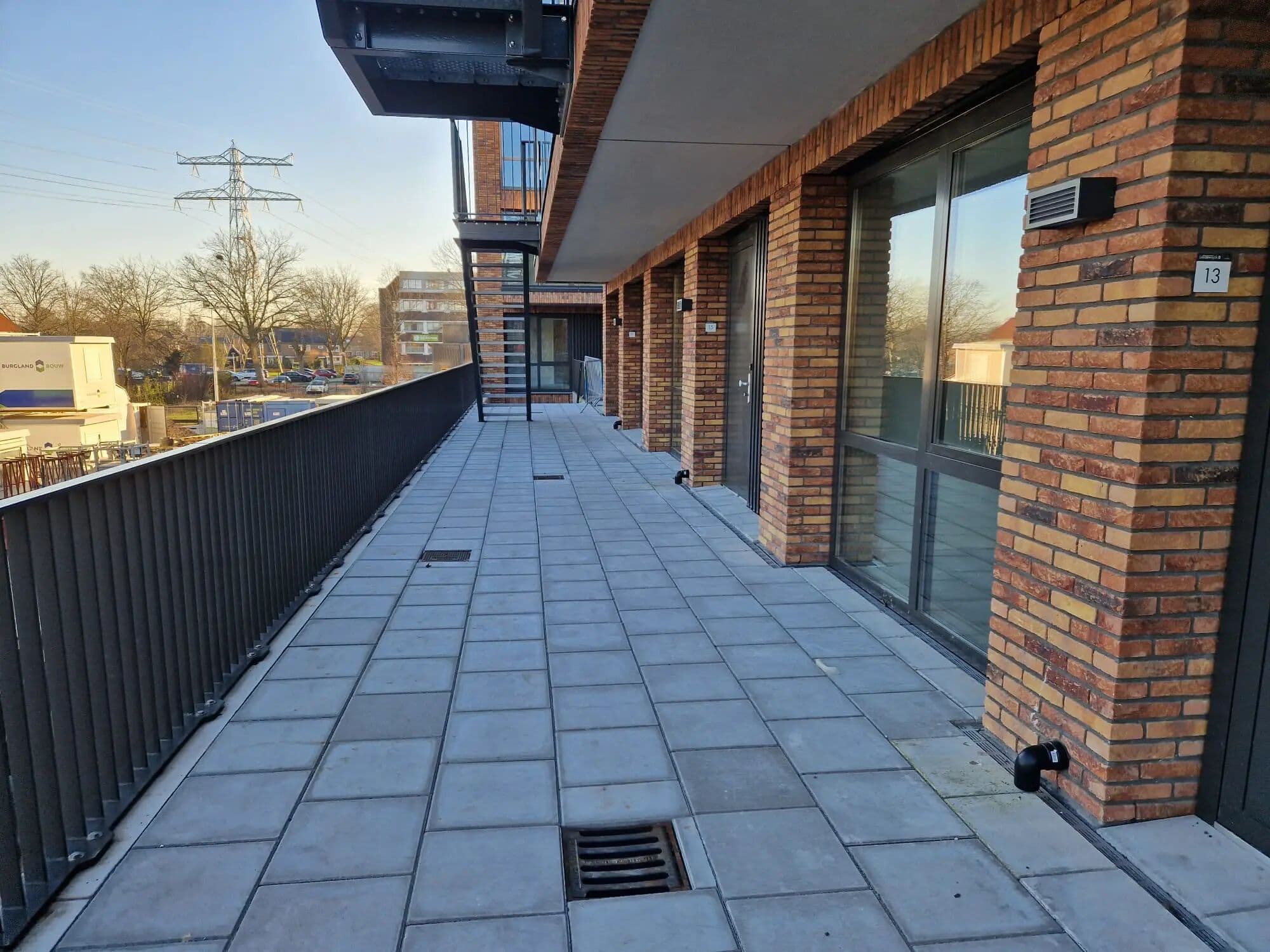 Daktuin en bestrating op hoogte in Veenendaal, foto 3