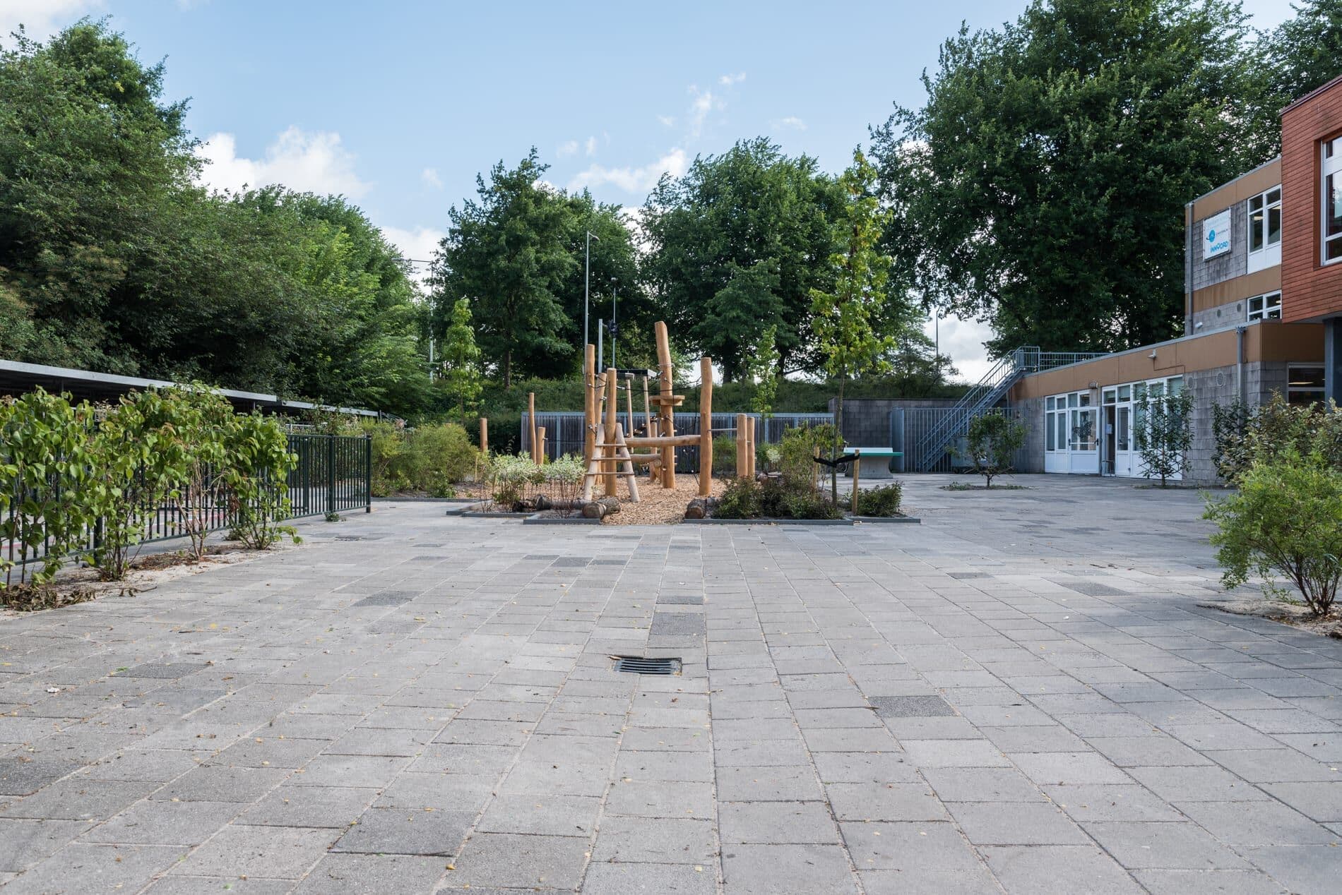 Schoolplein Universum, foto 2